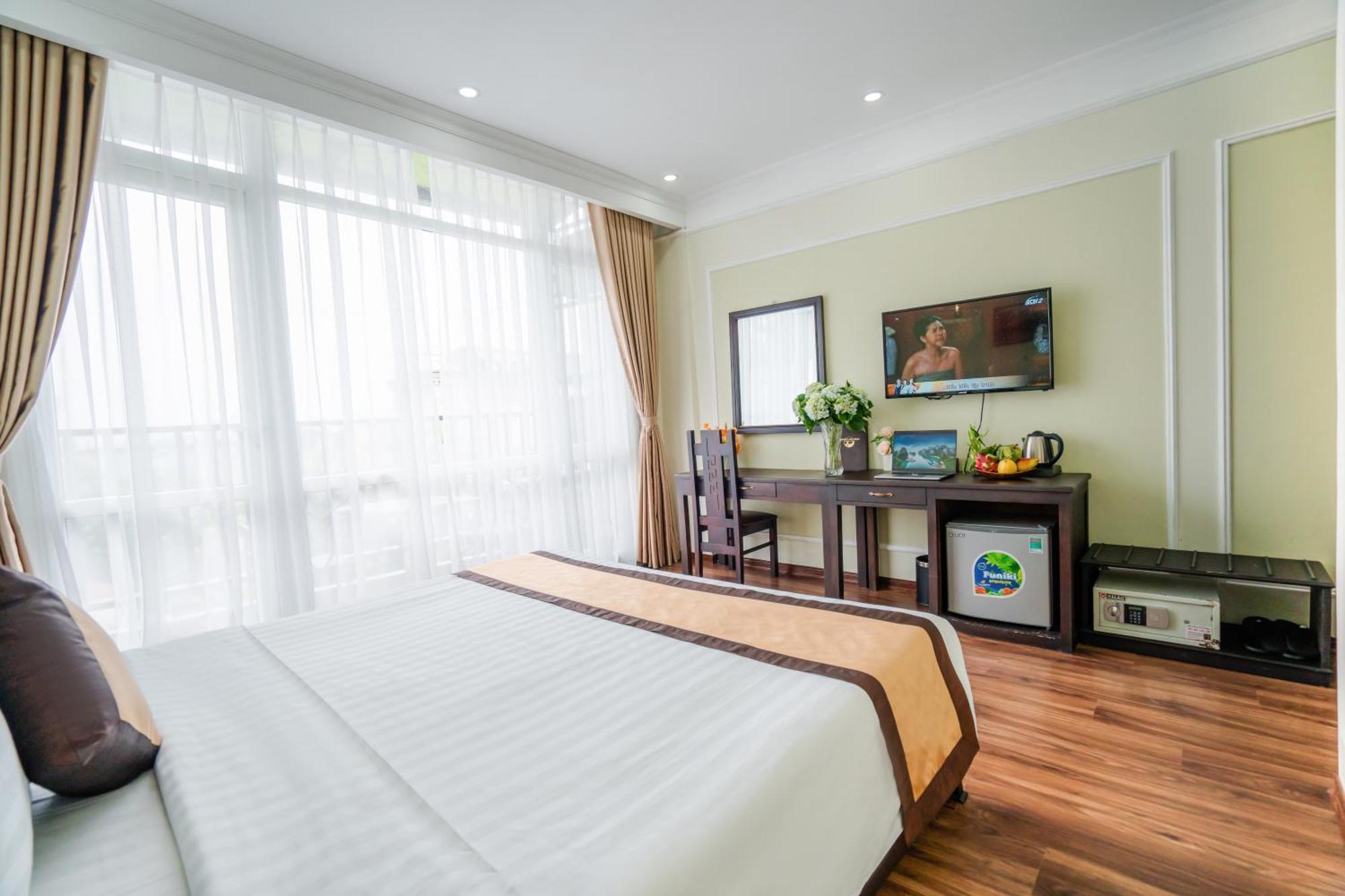 האנוי Ha Noi Lake View Hotel & Travel מראה חיצוני תמונה