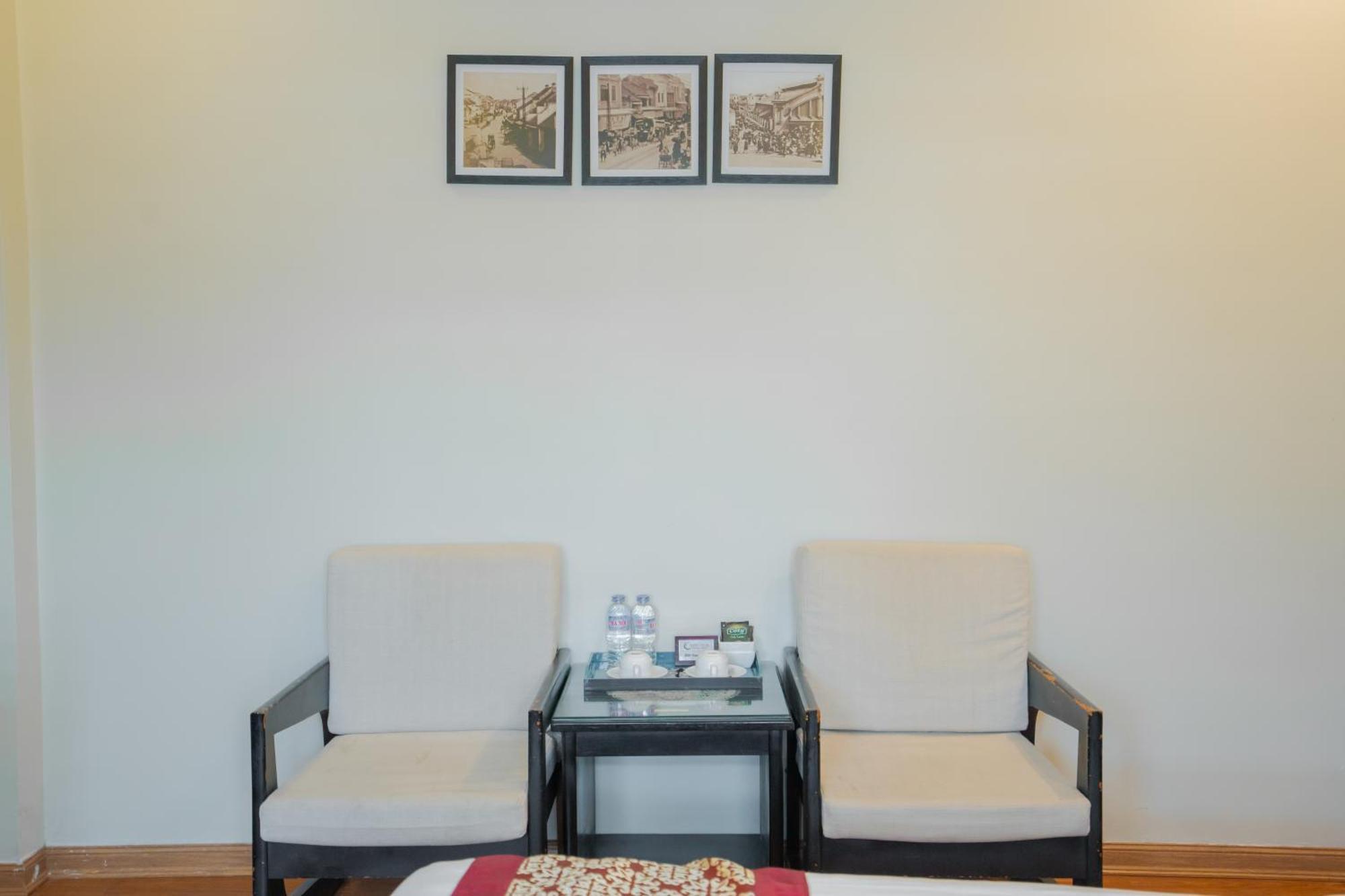 האנוי Ha Noi Lake View Hotel & Travel מראה חיצוני תמונה
