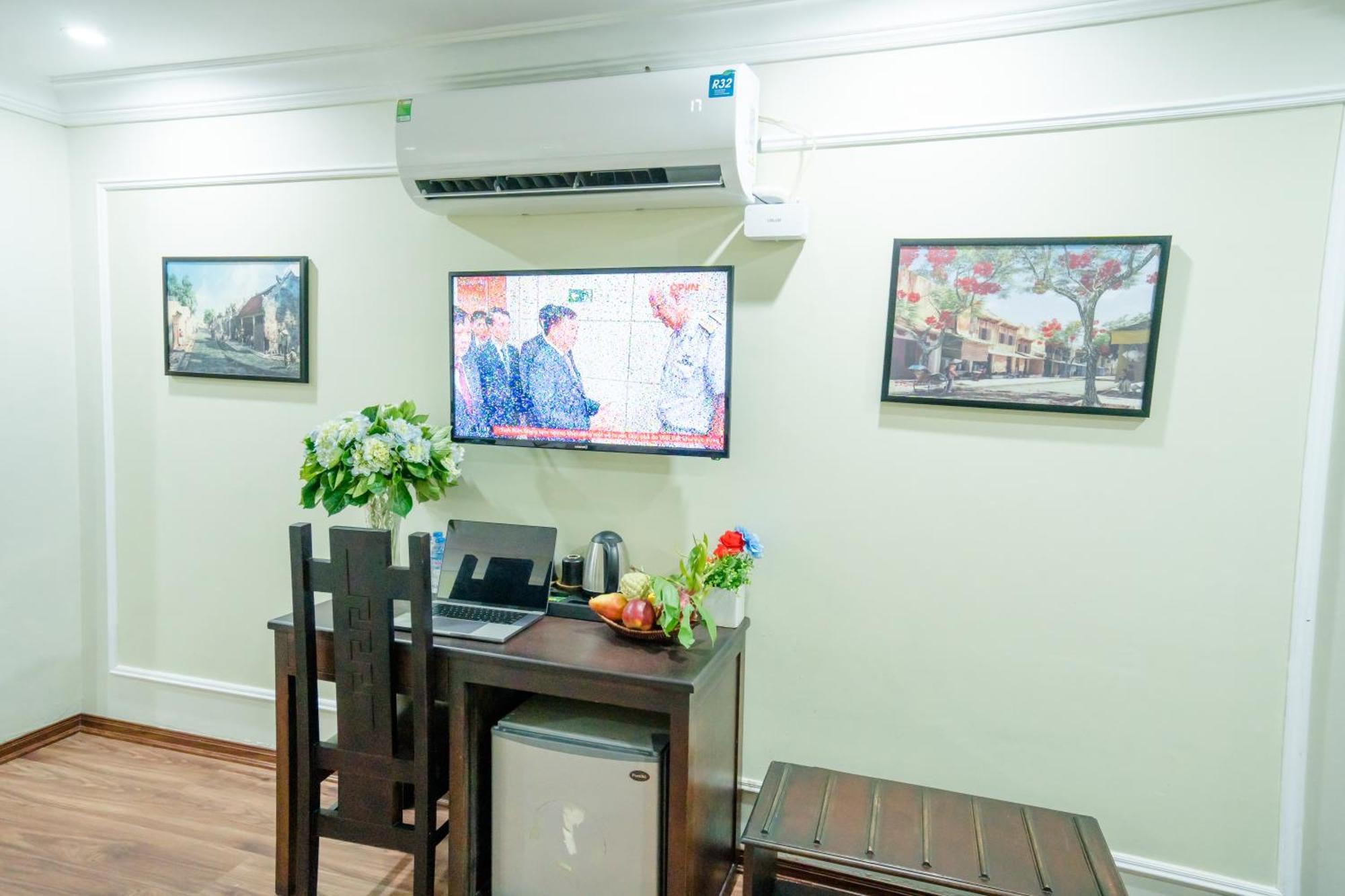 האנוי Ha Noi Lake View Hotel & Travel מראה חיצוני תמונה