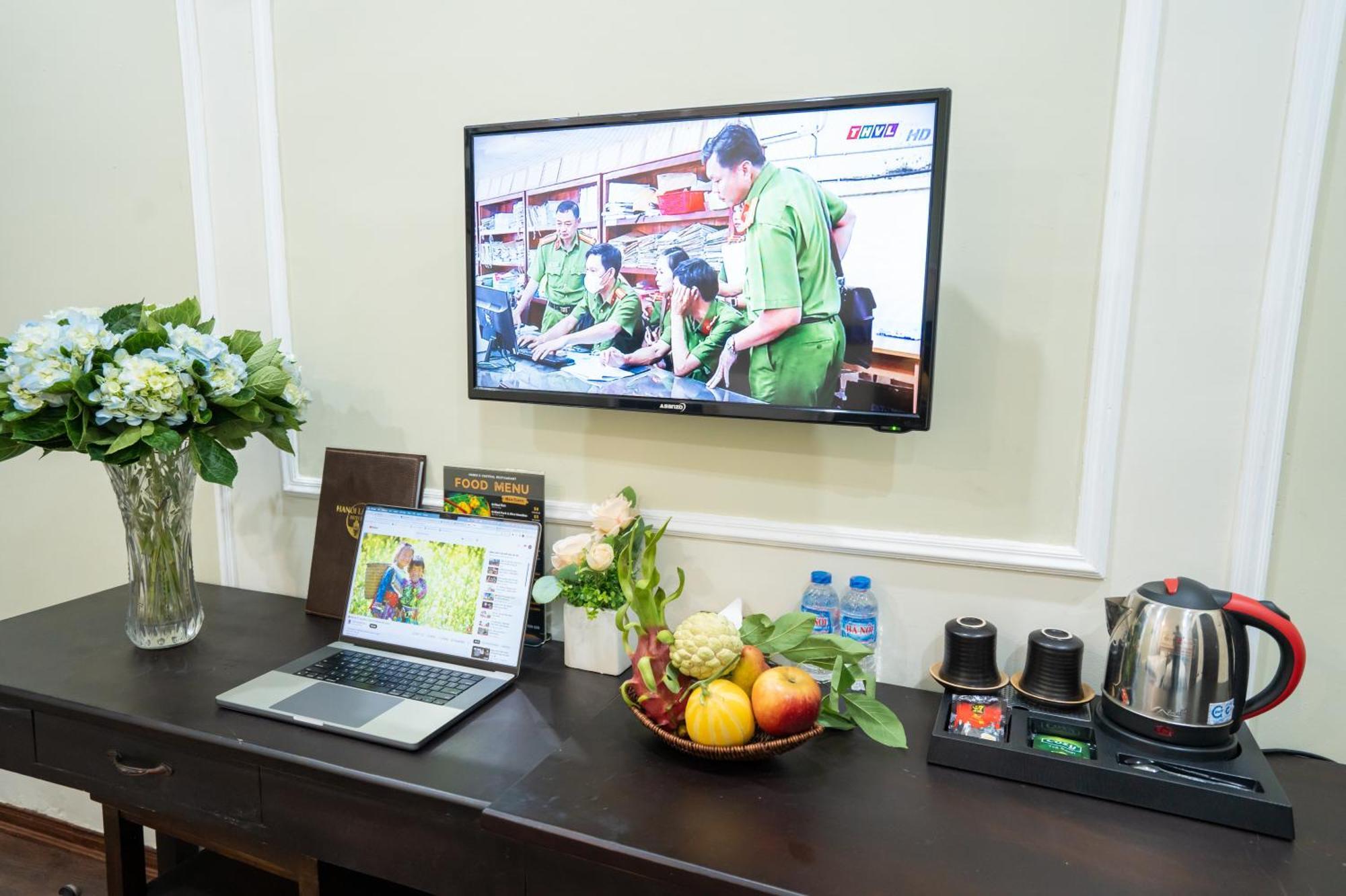 האנוי Ha Noi Lake View Hotel & Travel מראה חיצוני תמונה