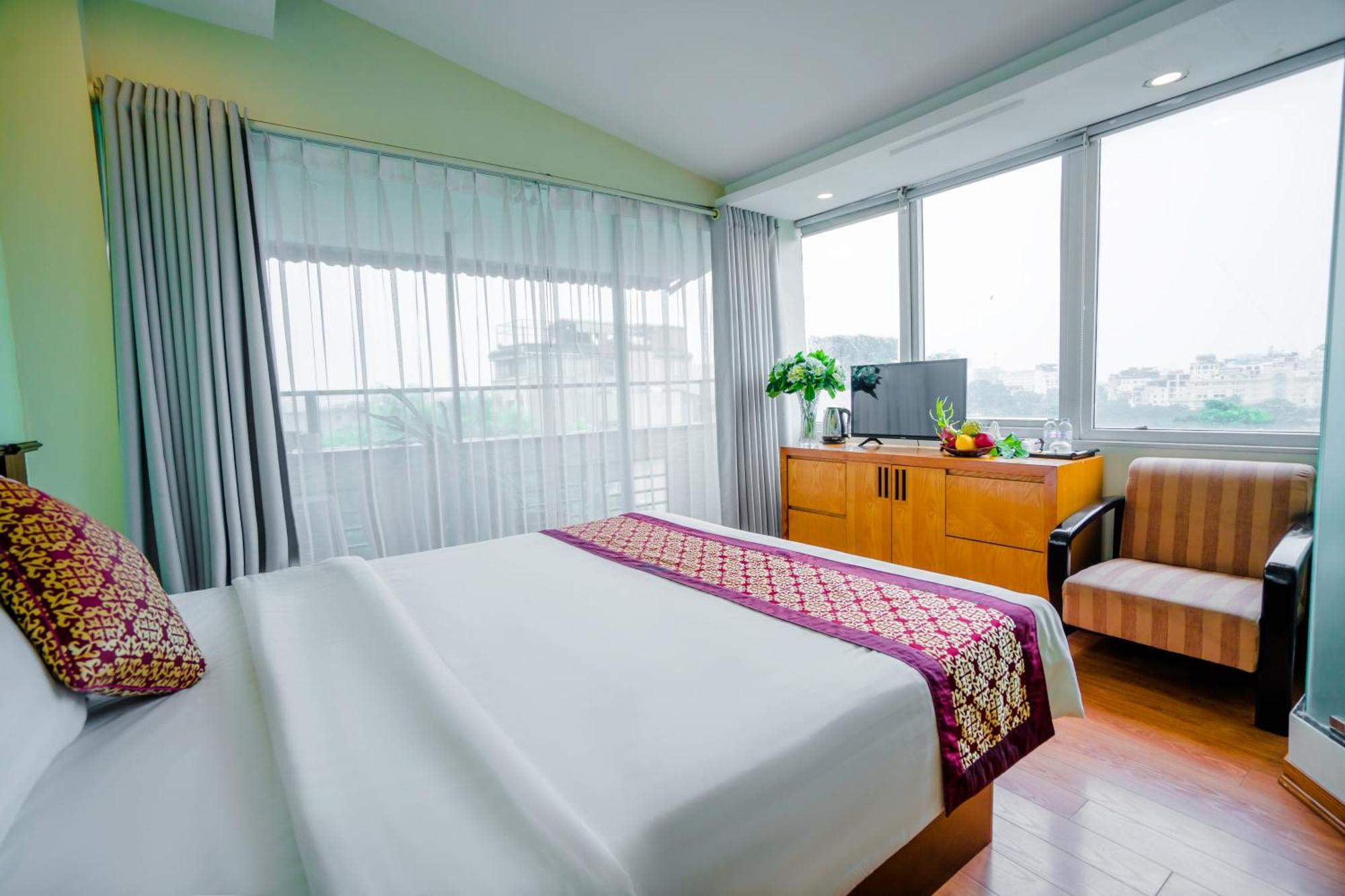 האנוי Ha Noi Lake View Hotel & Travel מראה חיצוני תמונה