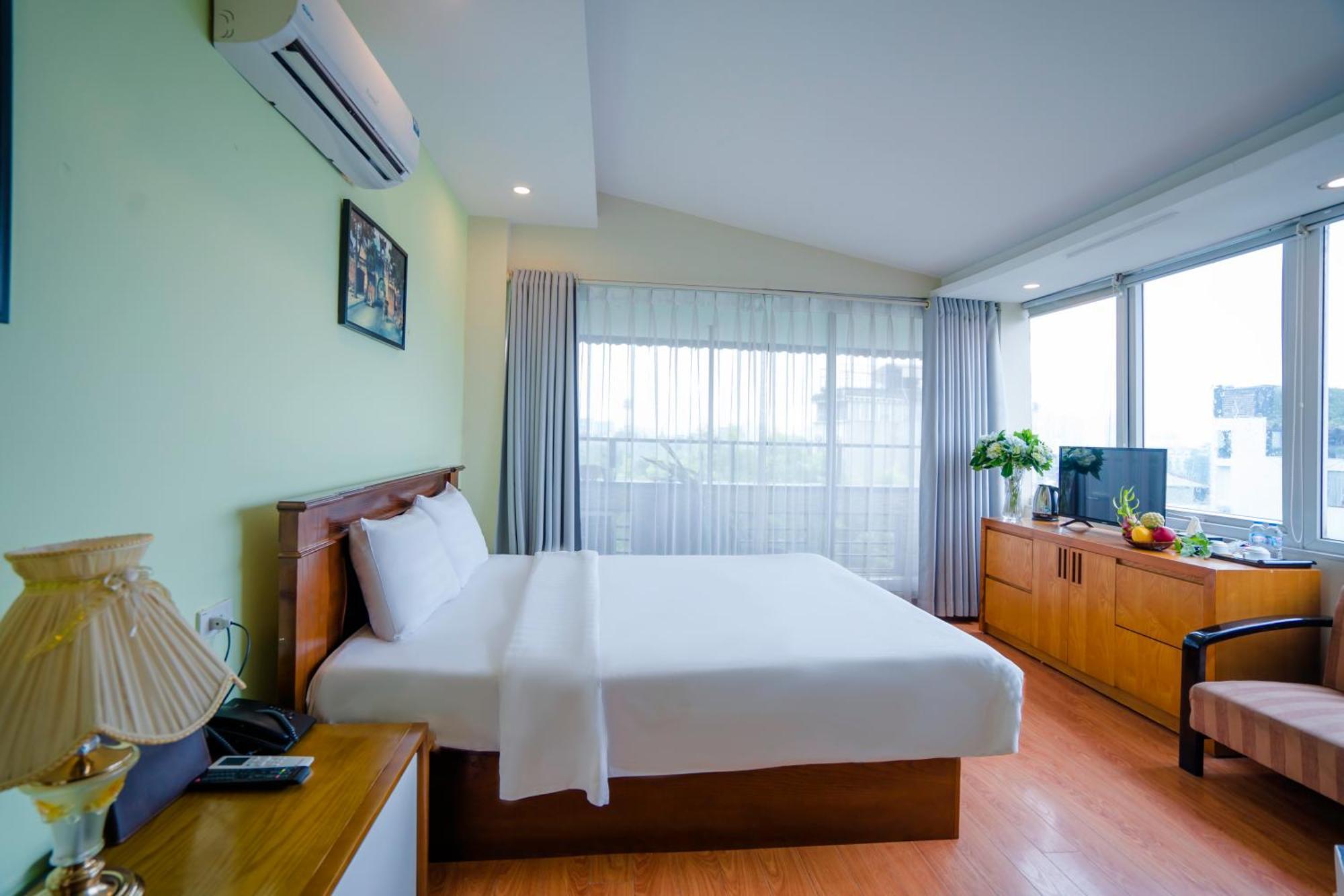 האנוי Ha Noi Lake View Hotel & Travel מראה חיצוני תמונה