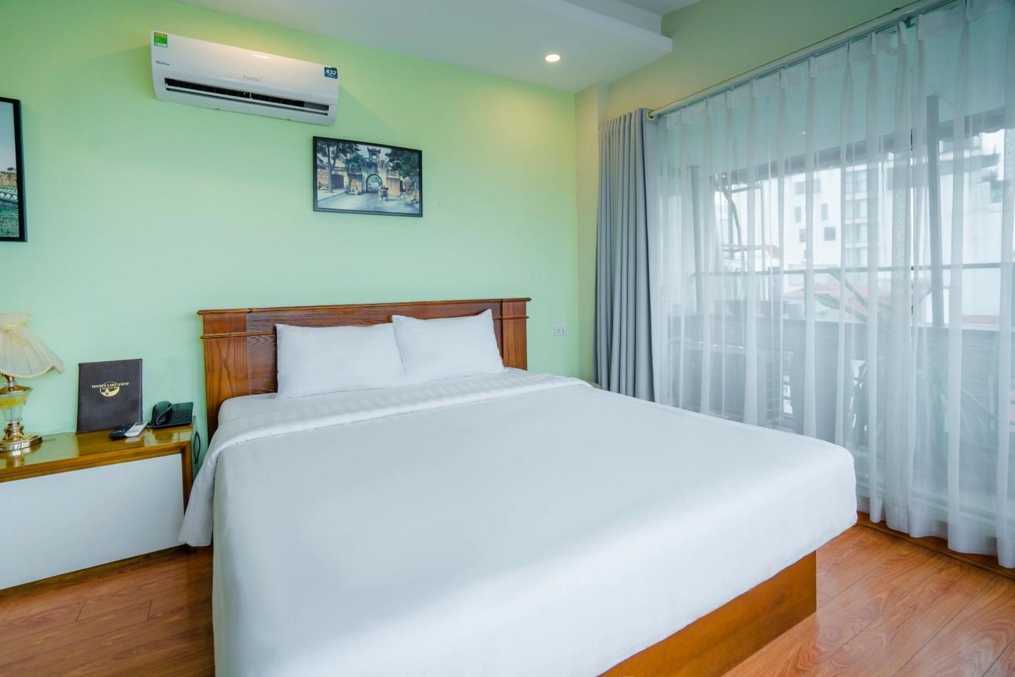 האנוי Ha Noi Lake View Hotel & Travel מראה חיצוני תמונה