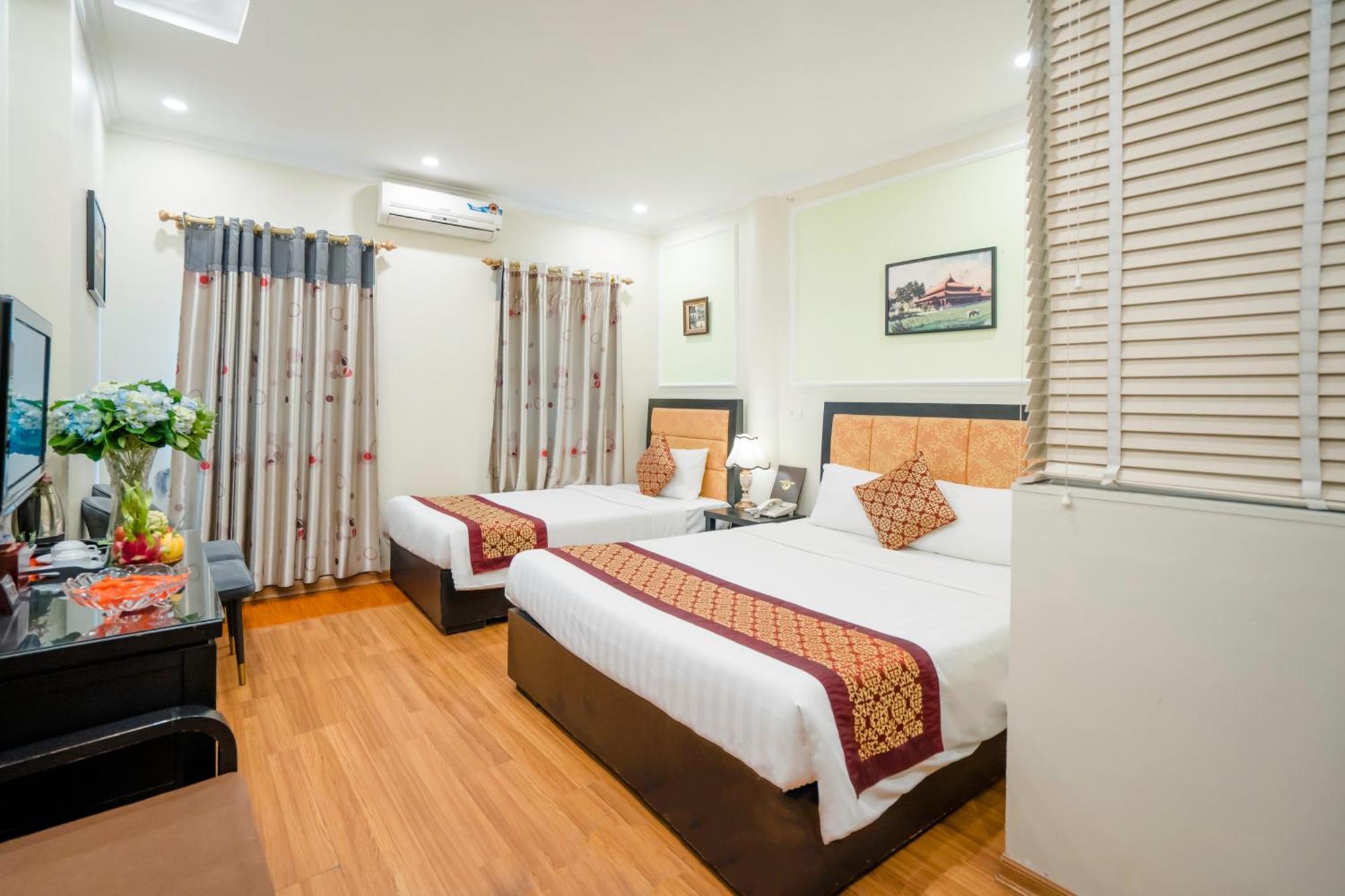 האנוי Ha Noi Lake View Hotel & Travel מראה חיצוני תמונה