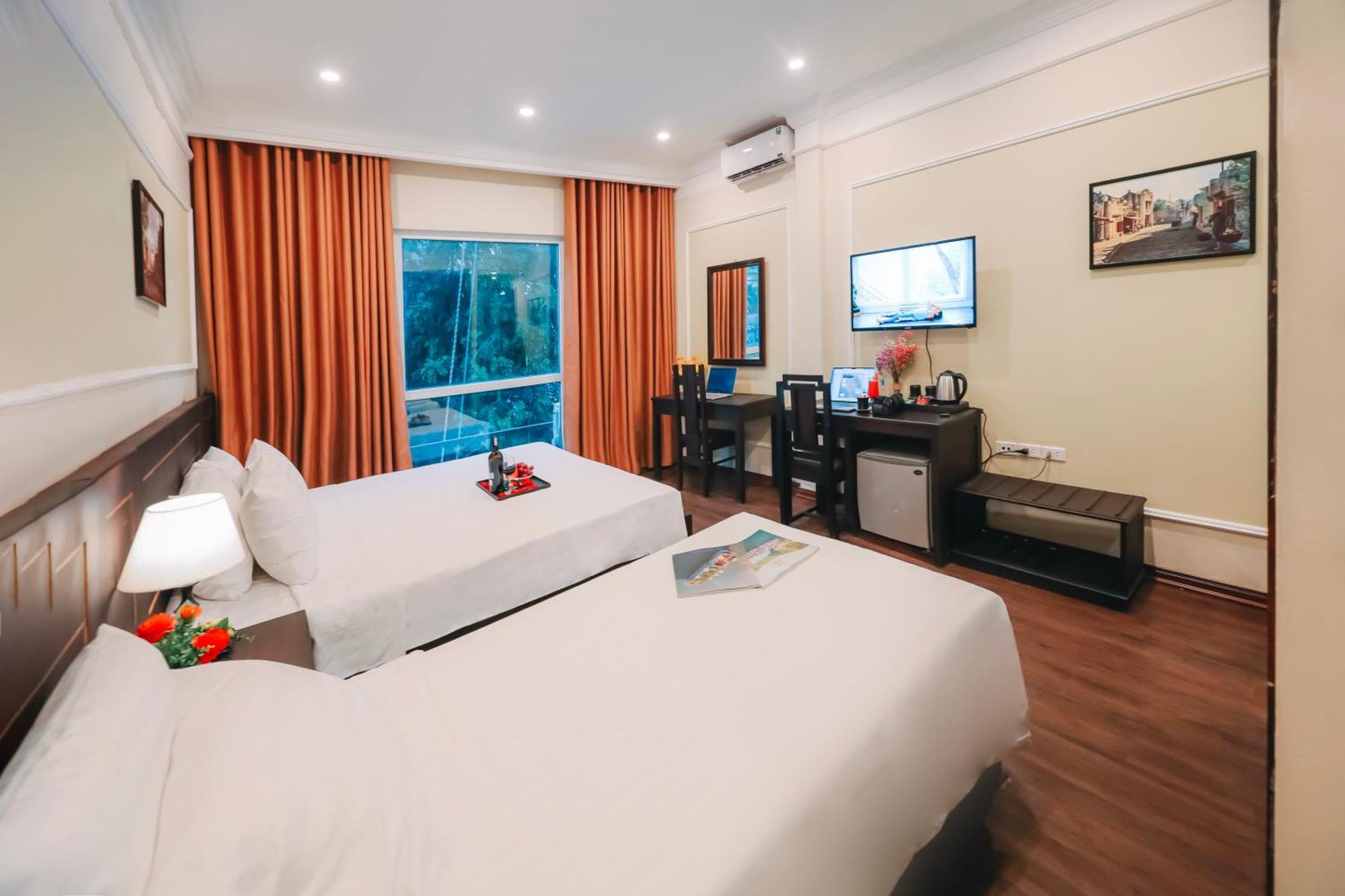 האנוי Ha Noi Lake View Hotel & Travel מראה חיצוני תמונה