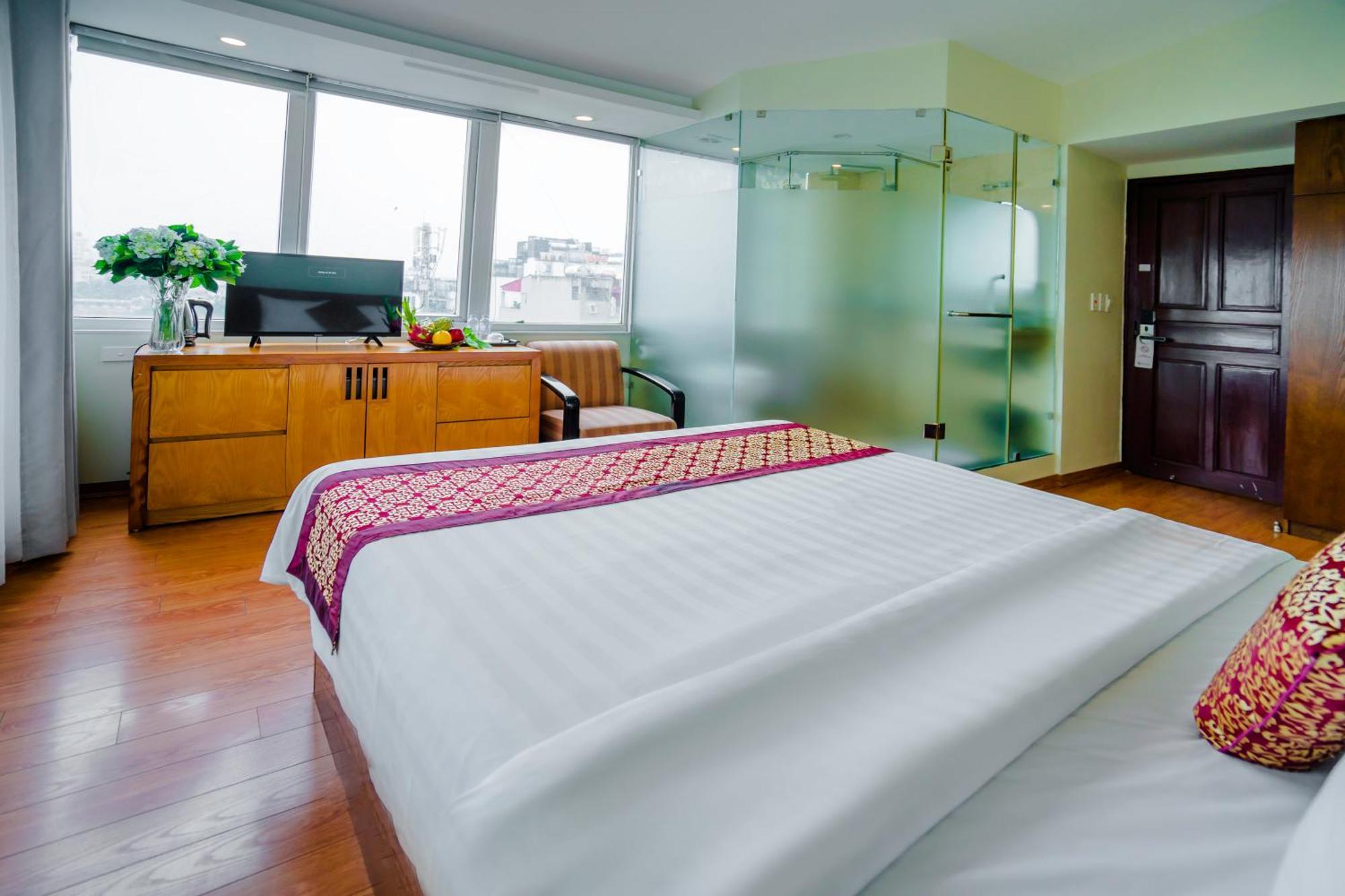 האנוי Ha Noi Lake View Hotel & Travel מראה חיצוני תמונה