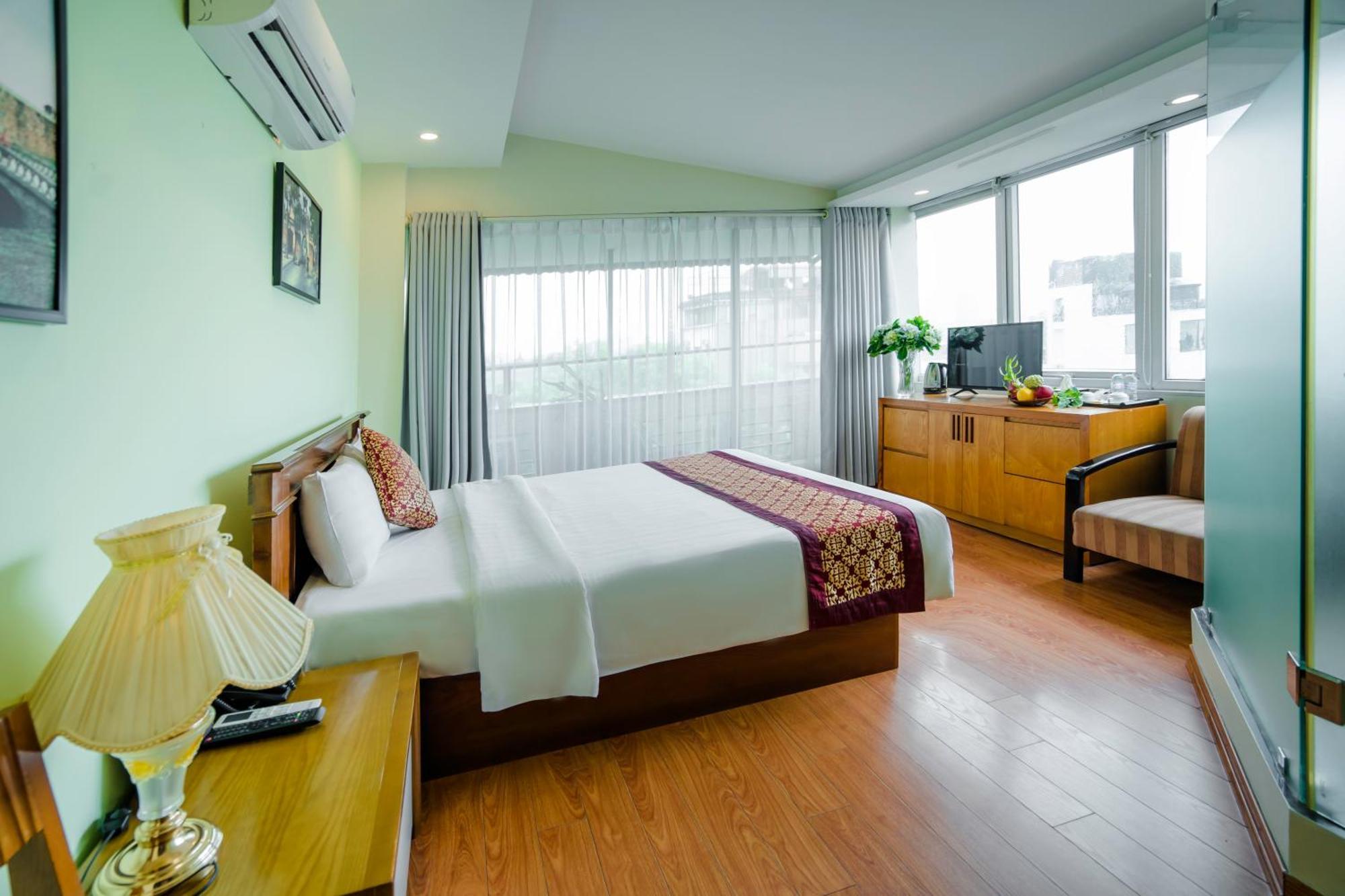 האנוי Ha Noi Lake View Hotel & Travel מראה חיצוני תמונה
