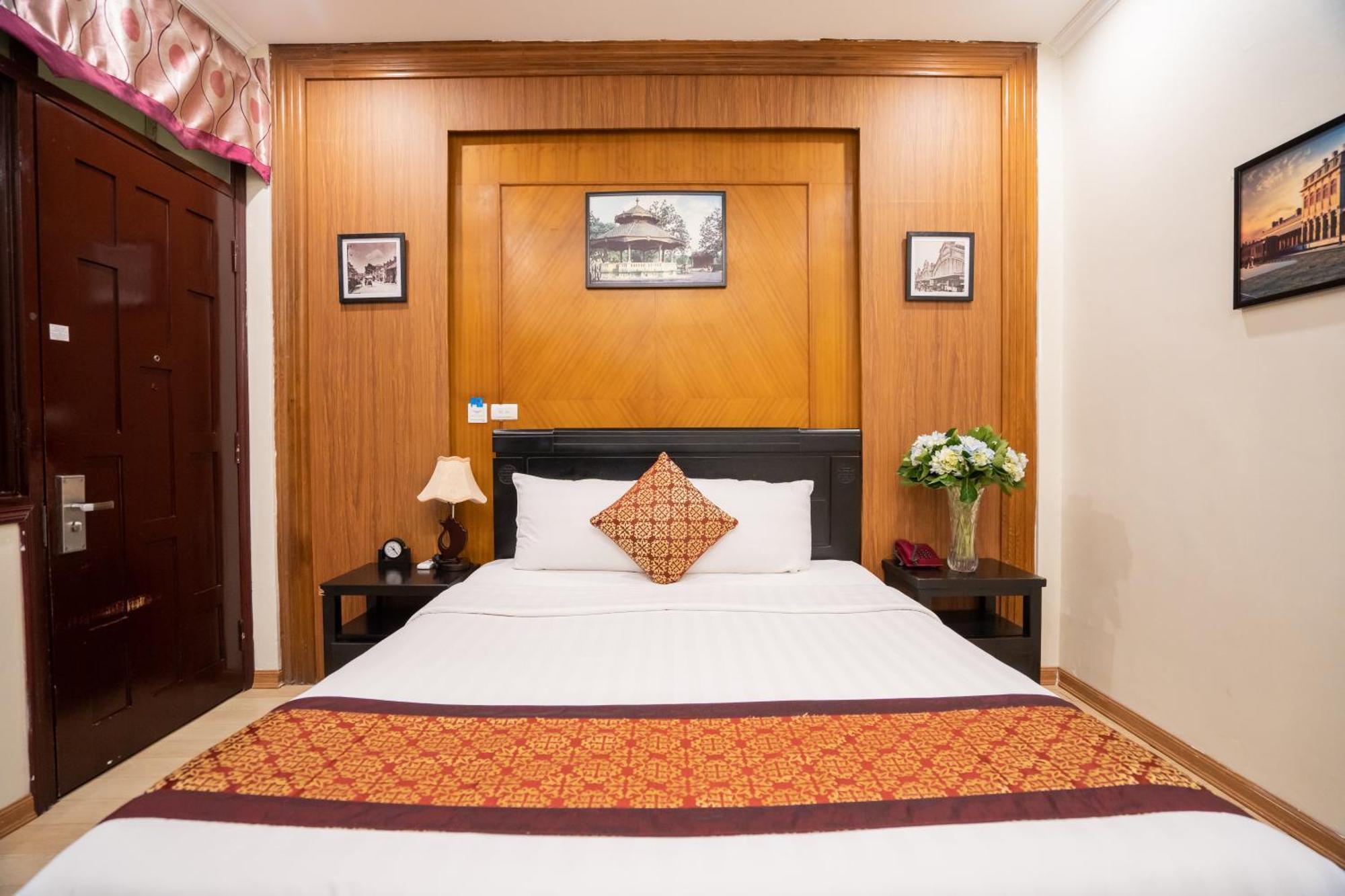 האנוי Ha Noi Lake View Hotel & Travel מראה חיצוני תמונה